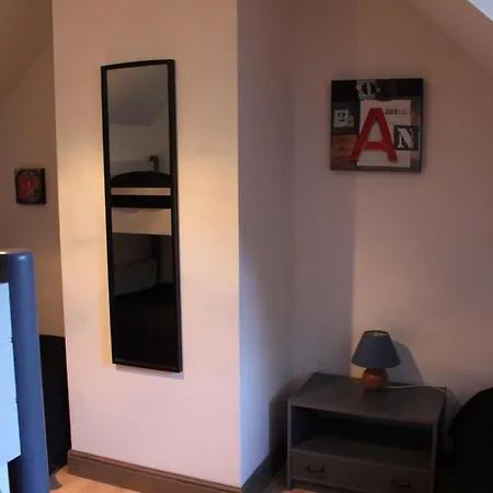 8 Personnes Cadre Authentique Proche Château Du Loir Hébergement de vacances *